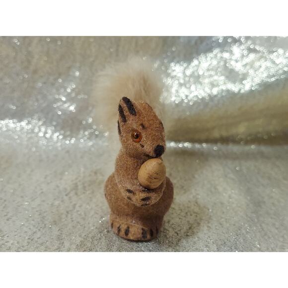 Vintage Flocked Squirrel West Germany Max Carl Wagner Kunstlerschutz Real Fur - Picture 2 of 9
